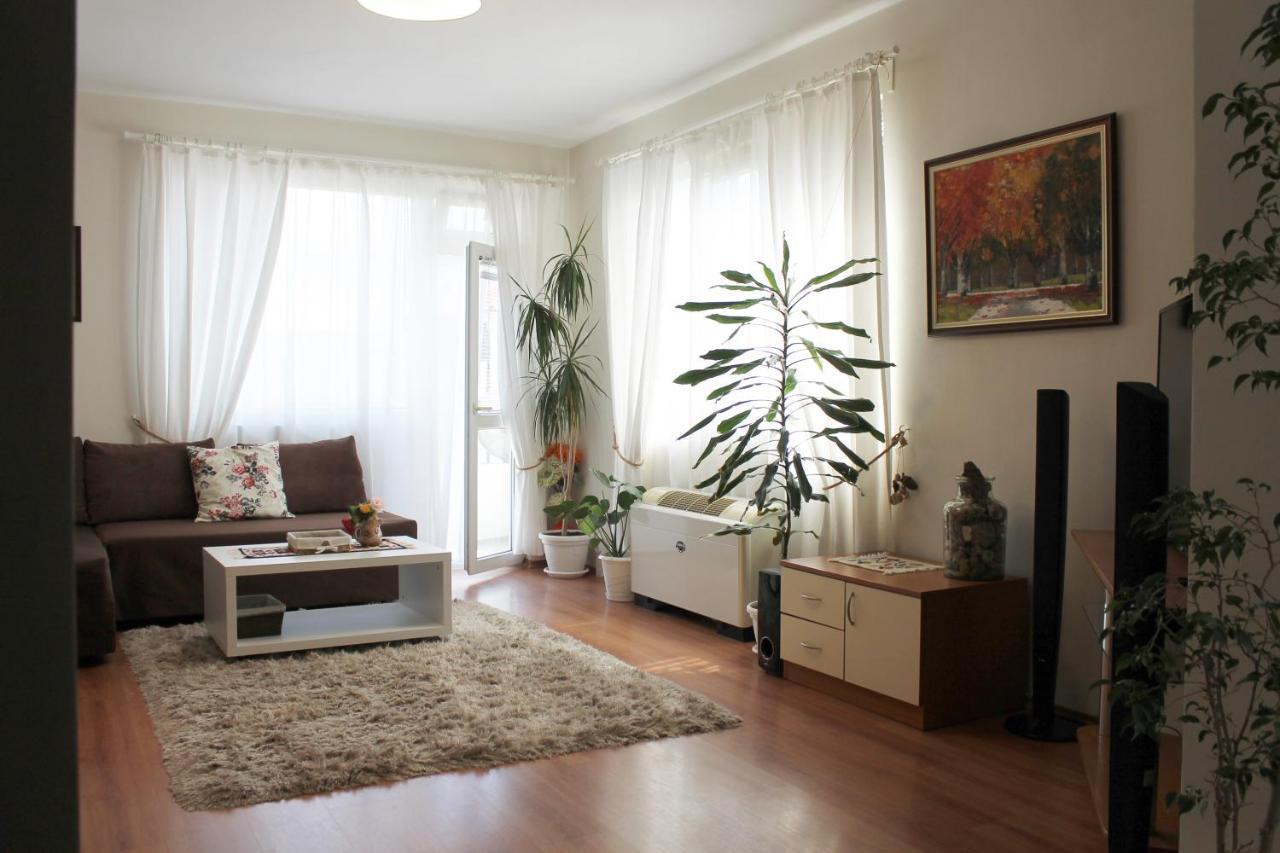Sunny Day Apartment Pomorie Bagian luar foto